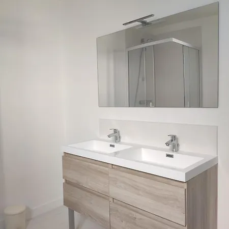 Lumiere - Le Spot T5 Apartman *